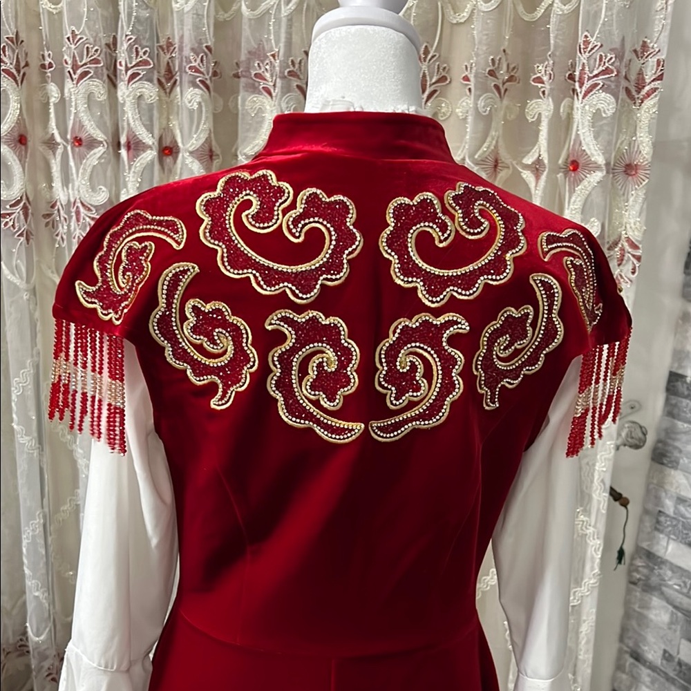 Turkish Red and Gold Embellished Sleeveless vest with white dress and hats - Picture 5 of 6